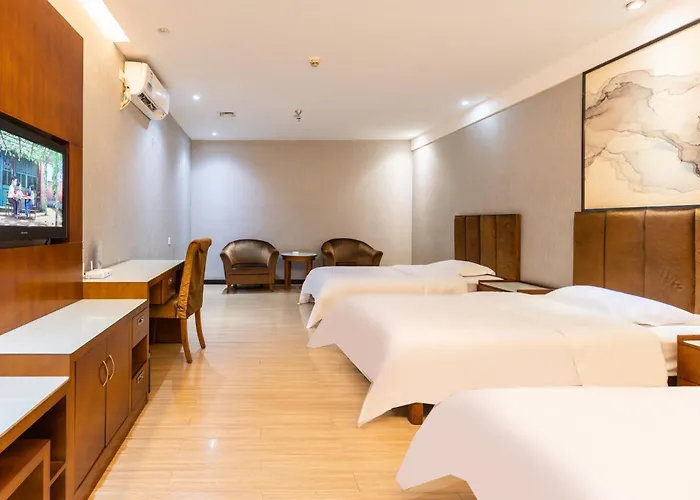 Kaiserdom Hotel Baiyun Airport-24-Hour Airport-Free Shuttle Bus